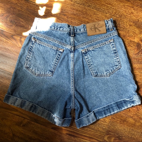 Calvin Klein Pants - Calvin Klein Vintage Mom Shorts